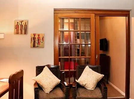 Authentic Newlands Appartement Kaapstad Buitenkant foto