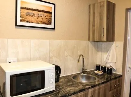 Authentic Newlands Appartement Kaapstad Buitenkant foto