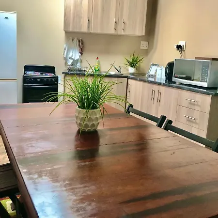 Authentic Newlands Appartement Kaapstad Buitenkant foto